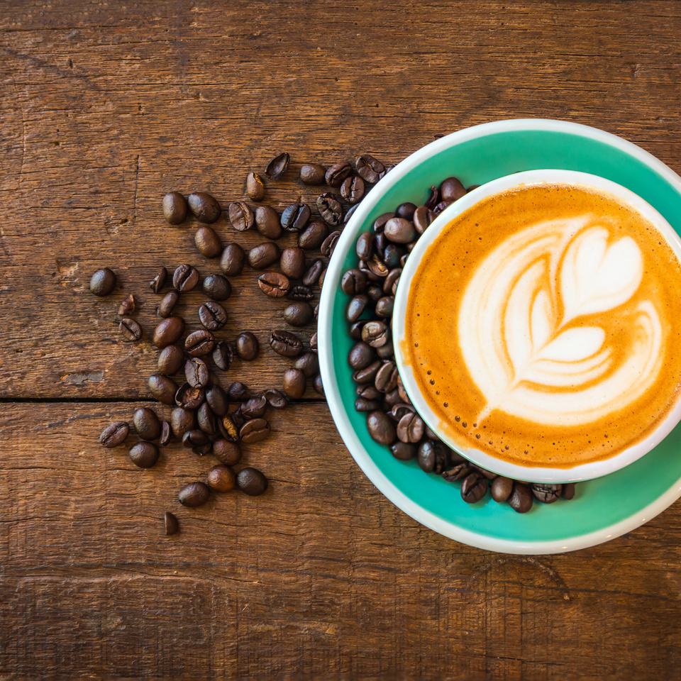 Camera photograph of a coffee cup
